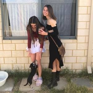 Meet your Posher, Macy